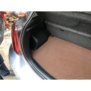 Bagagerumsmatta (EVA, tegelröd) Toyota Yaris 2010–2020 foto 2