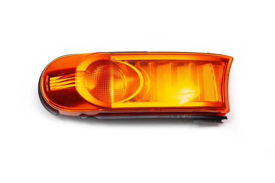 Toyota FJ Cruiser 2006–2022 Rea! Begagnad främre blinkers (höger, 1 st) Foto 1