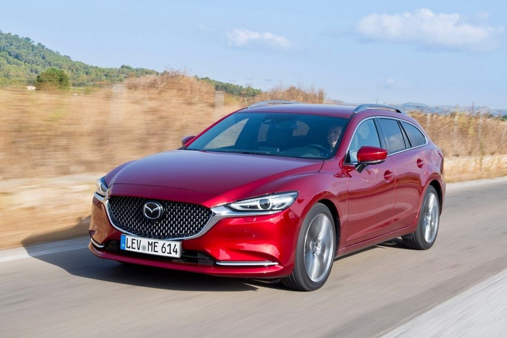 Test av uppdaterade Mazda 6 Combi