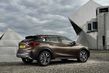 Kompakt crossover Infiniti QX30 foto 13
