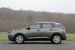 Kompakt crossover Peugeot 3008 i andra generationen foto 13