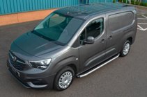 Peugeot Partner/Rifter 2019– Sidosteg Fullmond (2 st, aluminium) Kort hjulbas foto 3