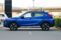 Mitsubishi Eclipse Cross 2017– OmsaLine dörrlister (4 st, rostfritt) foto 3