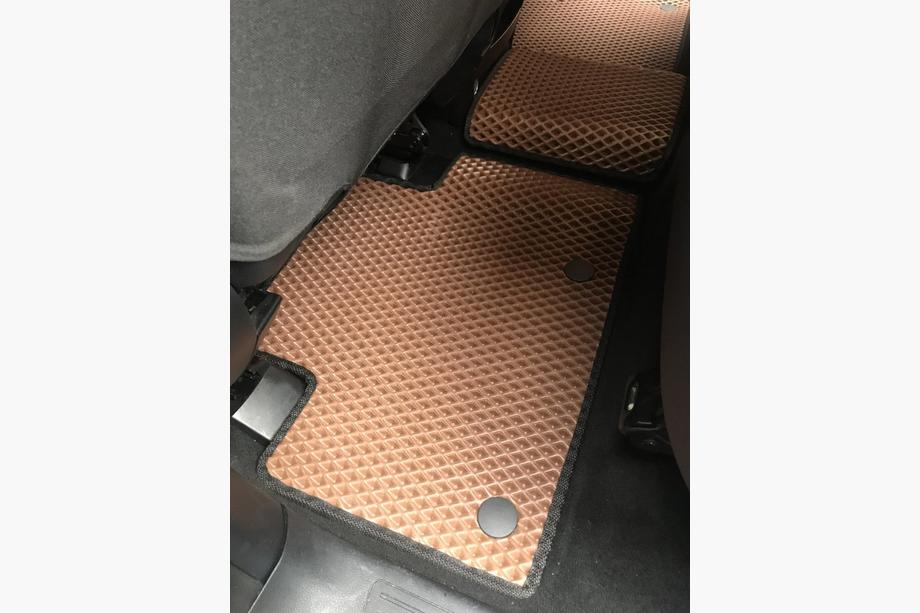 Mercedes GLE/ML class W166 2011–2018 EVA bilmattor (tegelmönster) Foto 3