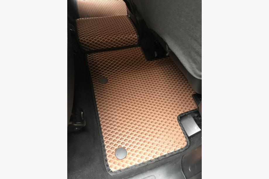 Mercedes GLE/ML class W166 2011–2018 EVA bilmattor (tegelmönster) Foto 4