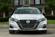 Mellanstor sedan Nissan Altima i sjätte generationen foto 2