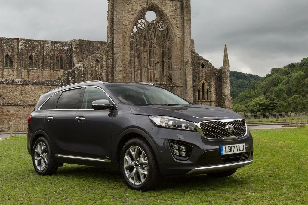 Test av uppdaterade crossovern KIA Sorento i tredje generationen