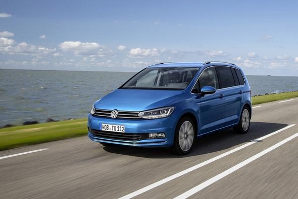 Test av andra generationens kompaktvan Volkswagen Touran