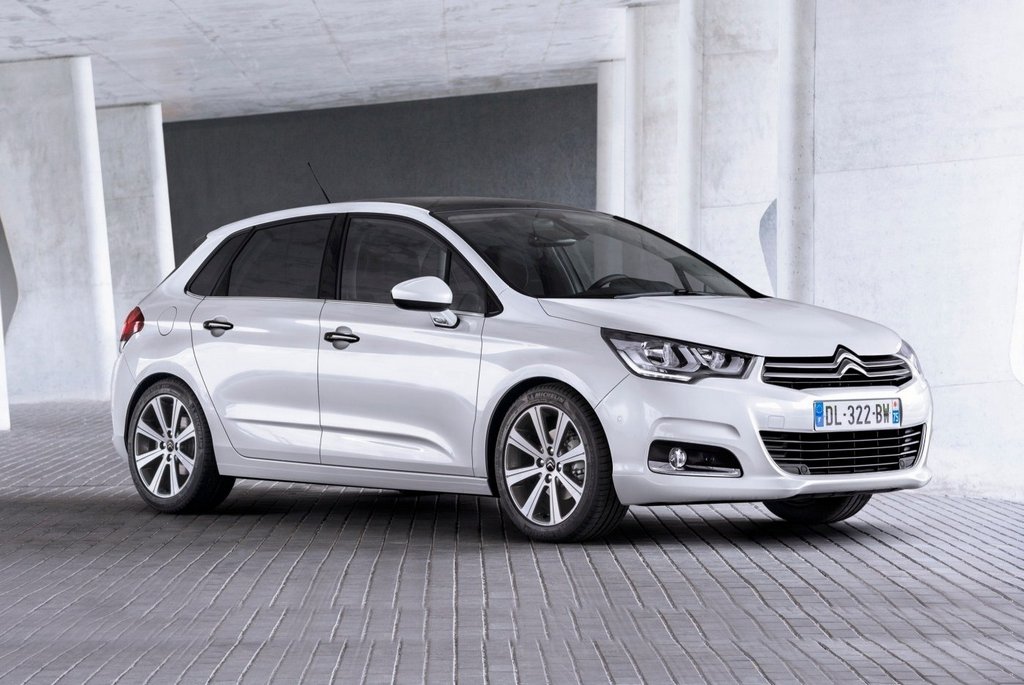 Uppdaterad version av halvkombin Citroen C4