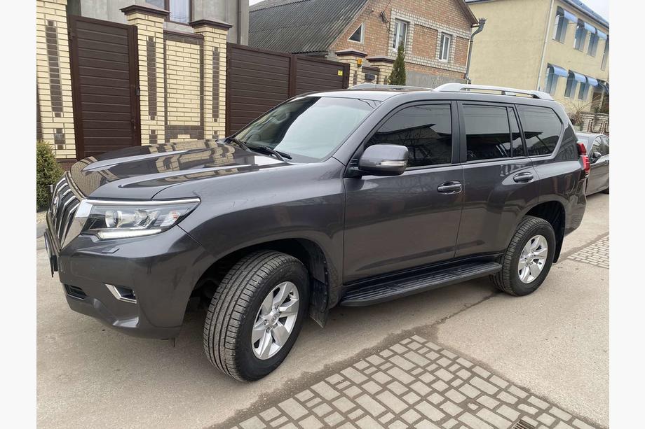 Toyota Land Cruiser Prado 150 2009–2023 Takrails originaldesign (grå, 2 st) Foto 1