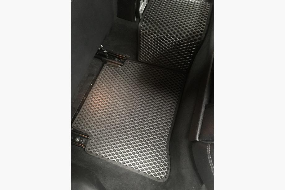 Mercedes E-class W212 2009–2016 EVA bilmattor (svarta) Foto 4