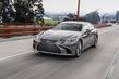 Lyxsedanen Lexus LS 500 i fullstorlek foto 2