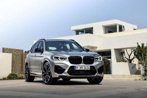 Laddad fyrhjulsdriven crossover: BMW X3 M