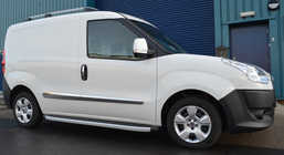 Fiat Doblo II 2010–2022 Dörrlister (4 st, rostfritt stål) Carmos – turkiskt rostfritt stål foto 7