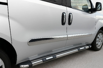Fiat Doblo II 2010–2022 Dörrlister (4 st, rostfritt stål) Carmos – turkiskt rostfritt stål foto 1