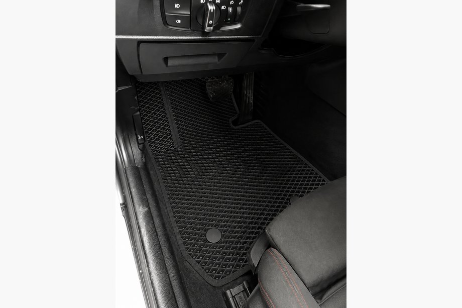 BMW 1-serien F20/F21 2011–2019 EVA bilmattor (svarta) Image