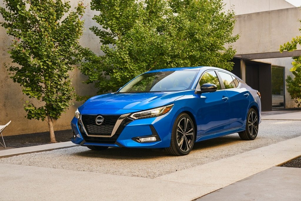 Test av Nissan Sentra sedan, årsmodell 2020