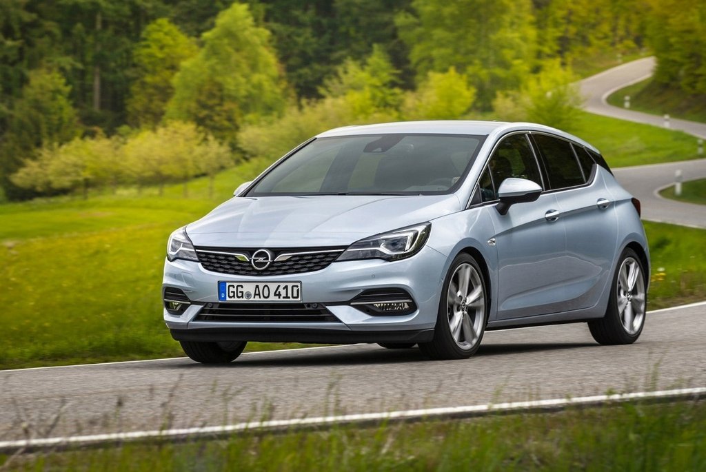 Test av uppdaterade Opel Astra Hatchback