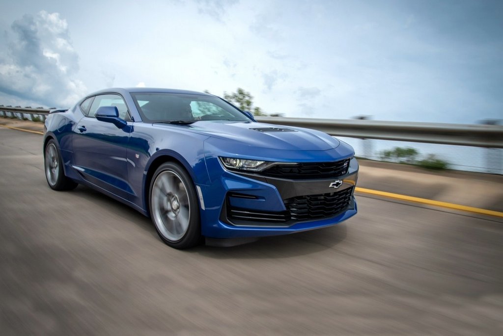 Faceliftad version av sportkupén Chevrolet Camaro
