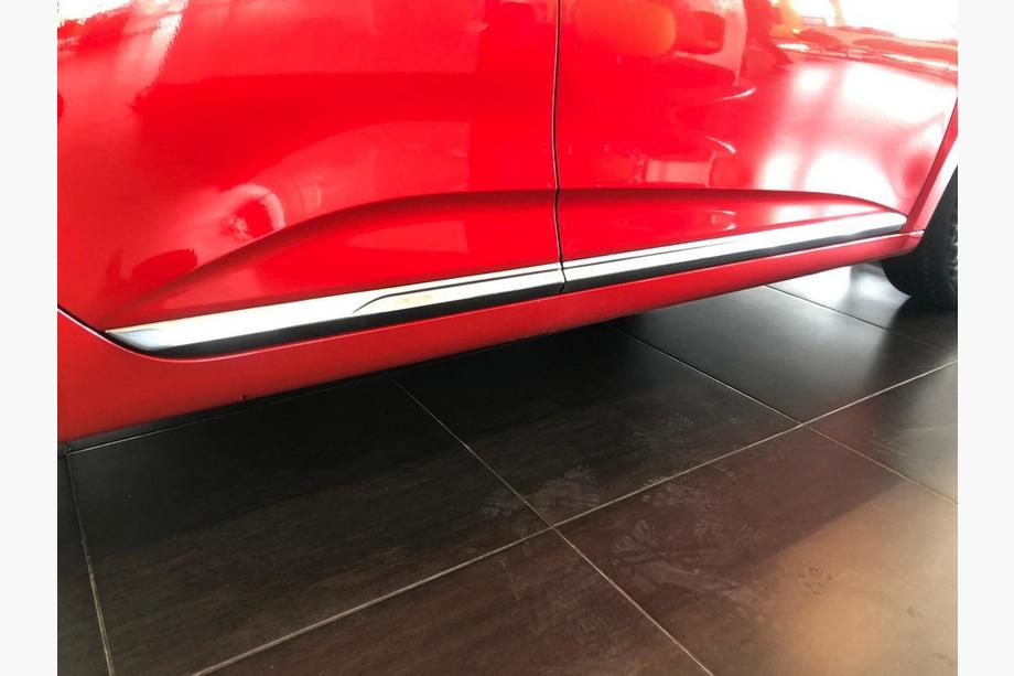 Renault Clio V 2019– Dörrlistkåpor (rostfritt stål) Foto 3