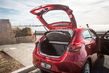 Uppdaterade subkompakta halvkombin Mazda 2 foto 12