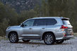 Premium fyrhjulsdriven SUV Lexus LX foto 5