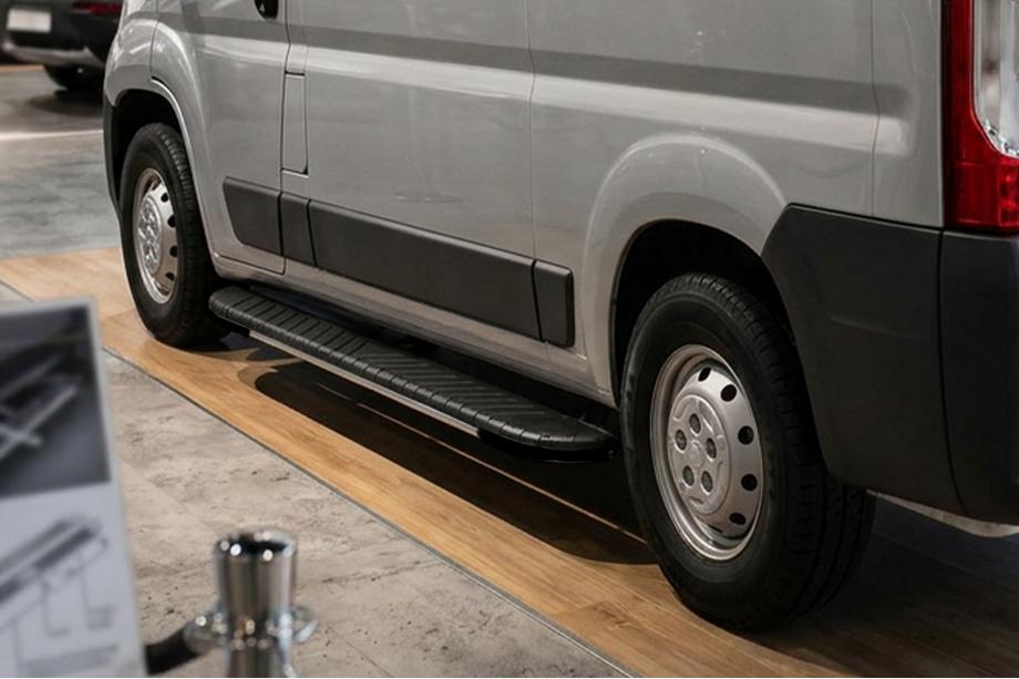 Fiat Ducato 2006–2025 Sidosteg Bosphorus Grey (2 st, aluminium) Image
