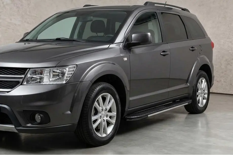 Fiat Freemont 2011–2016 Sidosteg Bosphorus Grey (2 st, aluminium) Image