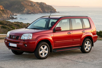 Nissan X-trail T30 2002–2007 Sidosteg Maya Red (2 st, aluminium) foto 1