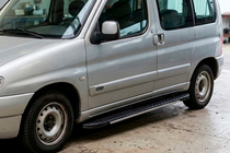 Peugeot Partner 1996–2008 Sidosteg Bosphorus Grey (2 st, aluminium) foto 1