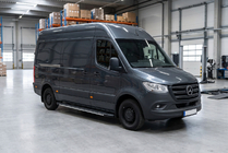 Mercedes Sprinter W907/W910 2018– Sidosteg Bosphorus Grey (2 st, aluminium) foto 1