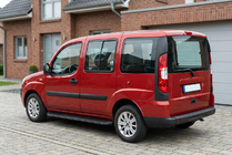 Fiat Doblo I 2005–2010 Sidosteg Tayga Black (2 st, aluminium) foto 1