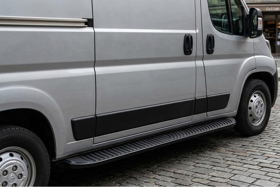 Fiat Ducato 2006–2025 Sidosteg Tayga Black (2 st, aluminium) Image