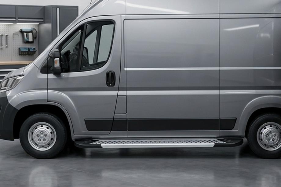 Fiat Ducato 2006–2025 Sidosteg New Vision Grey (2 st, aluminium) Image
