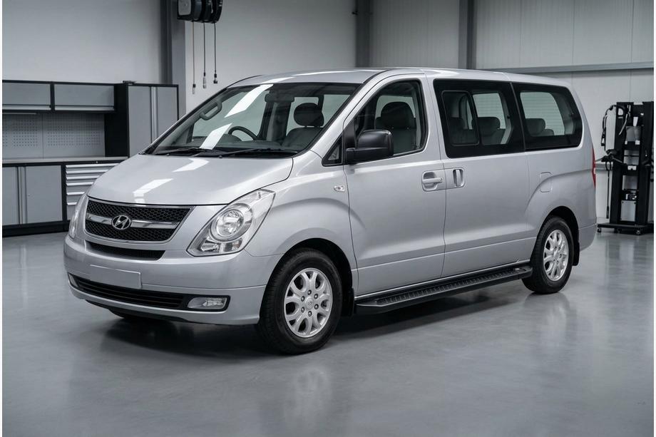 Hyundai H300, H1, Starex 2008–2020 Sidosteg Allmond Black (2 st, aluminium) Image