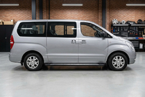 Hyundai H300, H1, Starex 2008–2020 Sidosteg New Vision Black (2 st, aluminium) foto 1