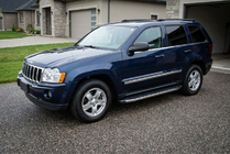 Jeep Grand Cherokee WK 2004–2010 Sidosteg BlackLine (2 st, aluminium) foto 1