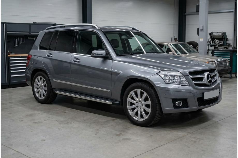 Mercedes GLK class X204 2008–2015 Sidosteg BlackLine (2 st, aluminium) Image