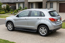 Mitsubishi ASX 2010–2023 Sidosteg Tayga Black (2 st, aluminium) foto 1