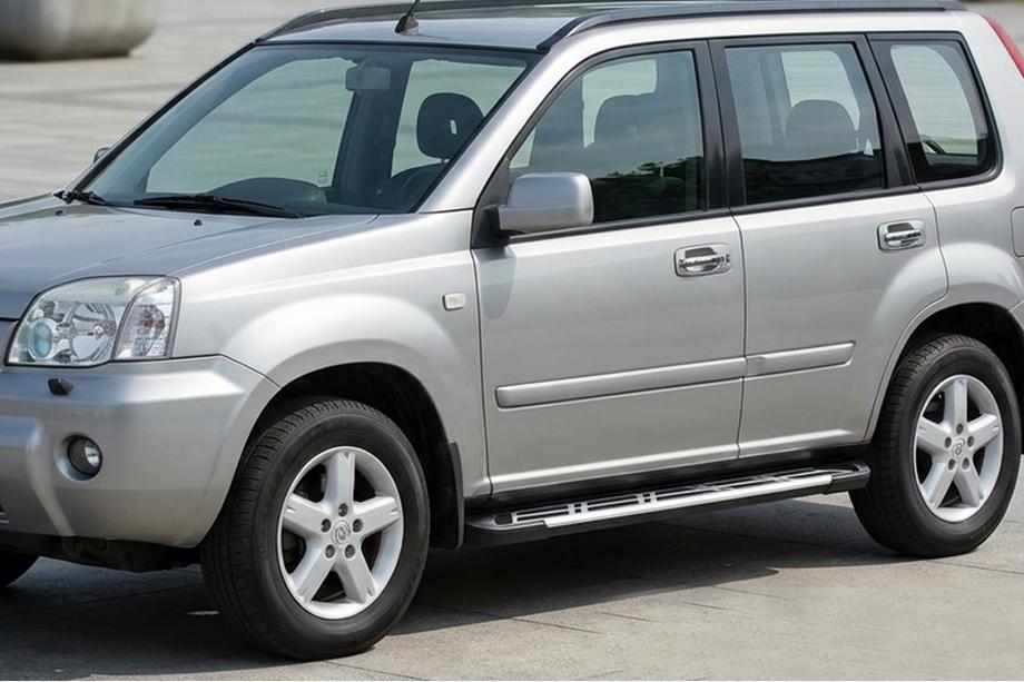Nissan X-trail T30 2002–2007 Sidosteg Sunrise (2 st, aluminium) Image