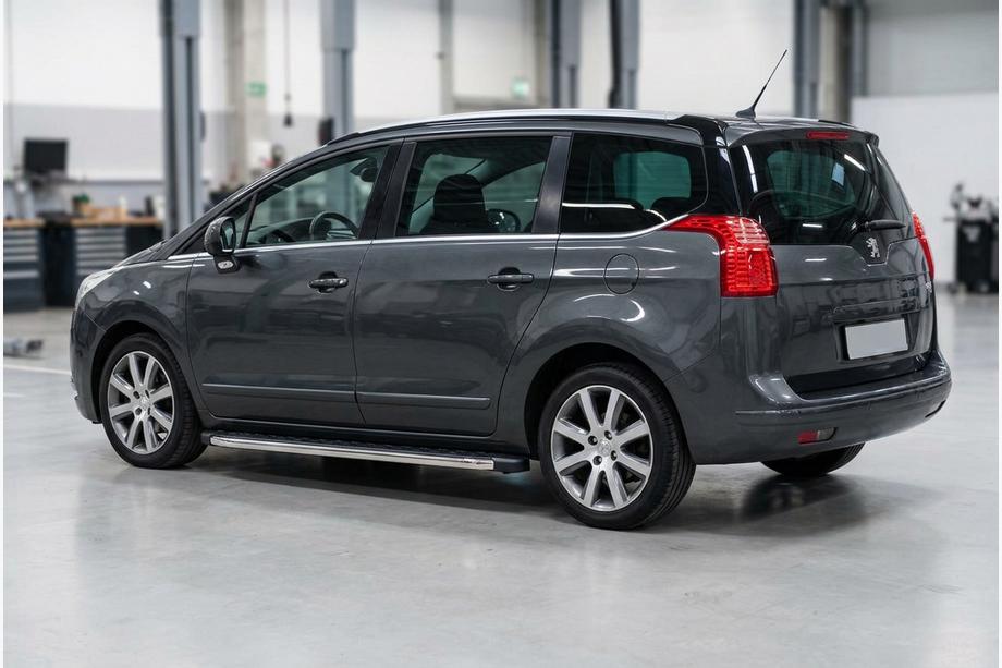 Peugeot 5008 2009–2016 Sidosteg BlackLine (2 st, aluminium) Image