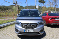 Opel Combo 2019– Huvdeflektor (EuroCap) foto 3