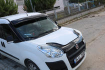 Fiat Doblo II 2010–2022 Vindrutespoiler (svart blank, 5 mm) foto 13