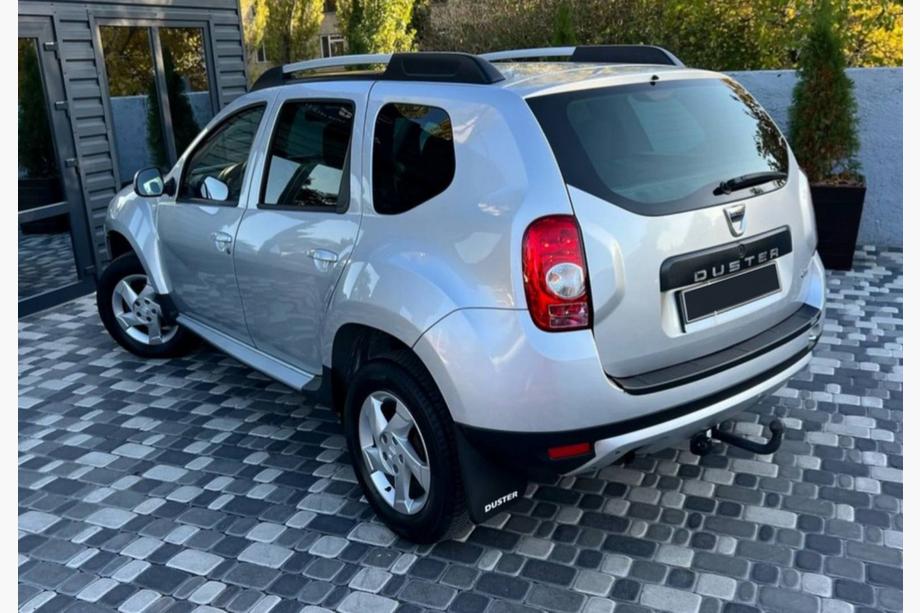 Dacia Duster 2008–2018 Bakre stötfångarskydd EuroCap (ABS) Foto 1