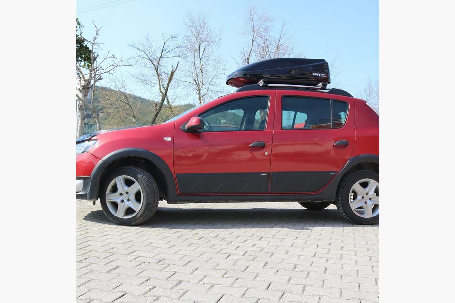 Dacia Sandero 2013–2020 Dörrlister (4 st, ABS) Foto 4