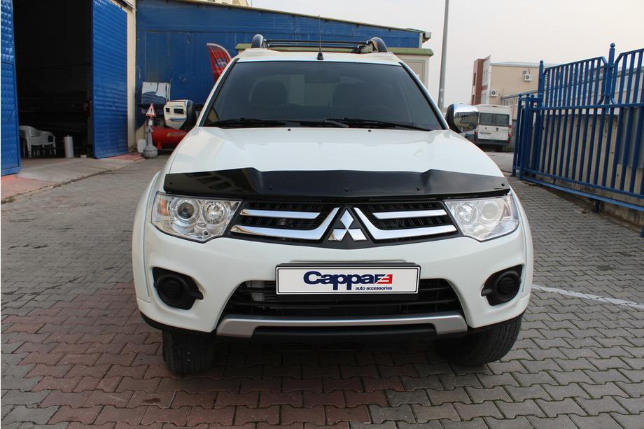 Mitsubishi L200 2006–2015 Huvdeflektor (EuroCap) Foto 2