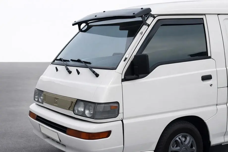 Mitsubishi L300 1986–2013 Vindrutvisir Image