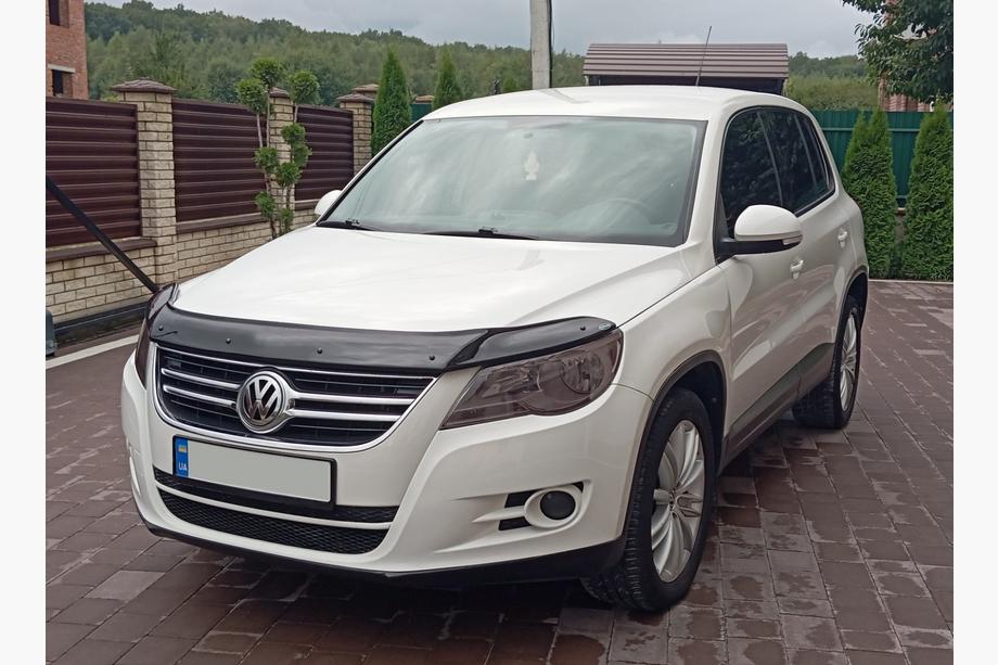 Volkswagen Tiguan 2007–2016 Huvdeflektor (EuroCap) Foto 13