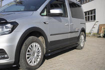 Volkswagen Caddy 2015–2020 Sats med lister och skärmbreddare foto 46