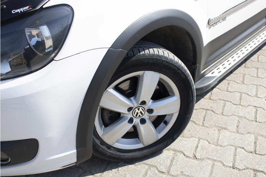 Volkswagen Caddy 2015–2020 Sats med lister och skärmbreddare 1 dörr, kort hjulbas Foto 9